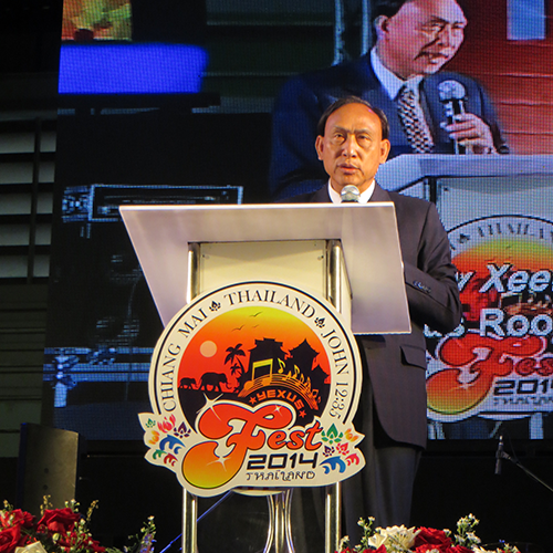 Yexus Fest speaker inspiring conference attendees